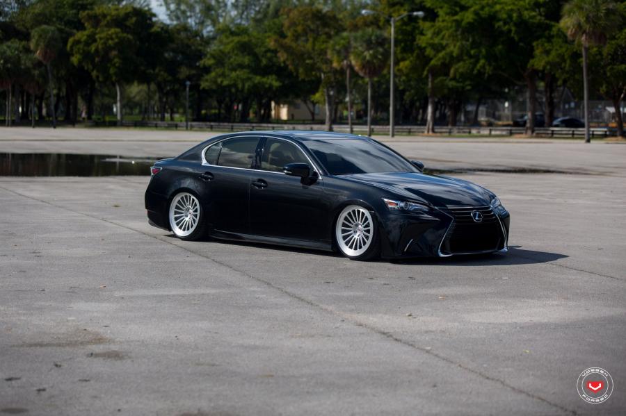  Lexus GS on Vossen Wheels (LC-106) 2016 года  (фото 52 из 61)